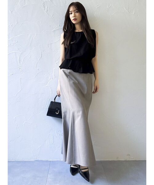 dazzlin（ダズリン）の「ショルダータックカットソー（Tシャツ/カットソー・レディース・オフホワイト/ブラック/ブルー・FREE）」の8枚目の写真