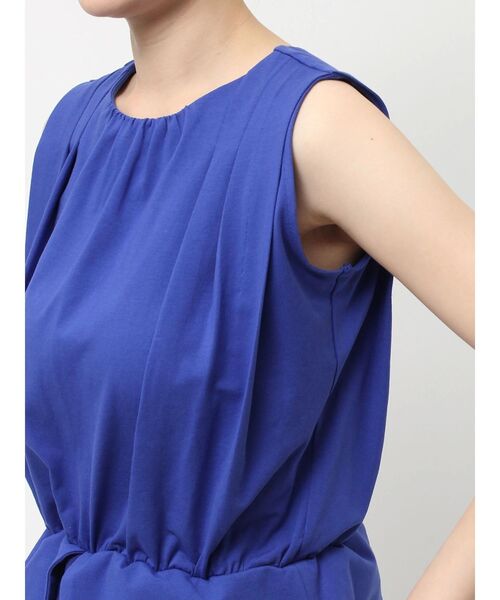 dazzlin（ダズリン）の「ショルダータックカットソー（Tシャツ/カットソー・レディース・オフホワイト/ブラック/ブルー・FREE）」の16枚目の写真