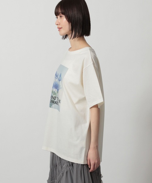 LAKOLE（ラコレ）の「フラワーフォトTEE / 325508（Tシャツ/カットソー・レディース・イエロー/オフホワイト/チャコールグレー・FREE）」の21枚目の写真
