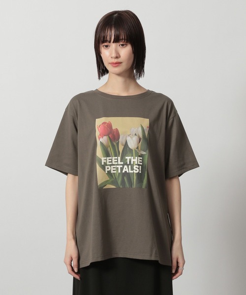 LAKOLE（ラコレ）の「フラワーフォトTEE / 325508（Tシャツ/カットソー・レディース・イエロー/オフホワイト/チャコールグレー・FREE）」の7枚目の写真
