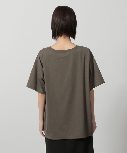 LAKOLE（ラコレ）の「フラワーフォトTEE / 325508（Tシャツ/カットソー・レディース・イエロー/オフホワイト/チャコールグレー・FREE）」の9枚目の写真