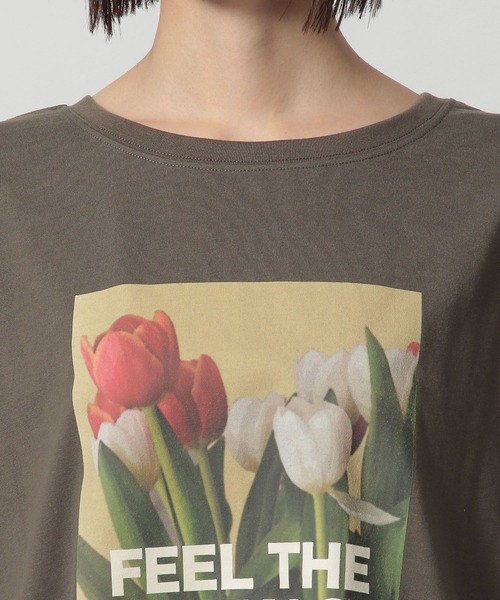 LAKOLE（ラコレ）の「フラワーフォトTEE / 325508（Tシャツ/カットソー・レディース・イエロー/オフホワイト/チャコールグレー・FREE）」の10枚目の写真