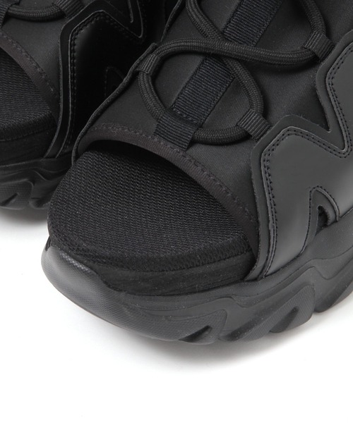 LAKOLE（ラコレ）の「ボリュームコードスポーツサンダル / 288673（サンダル・メンズ・ホワイト/ブラック・MEDIUM/LARGE）」の11枚目の写真