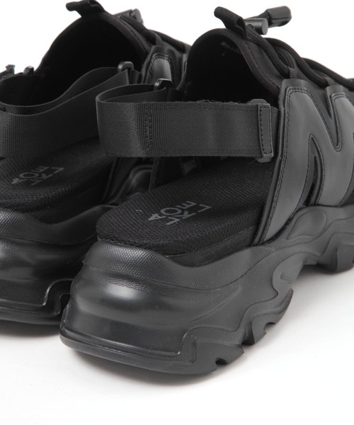 LAKOLE（ラコレ）の「ボリュームコードスポーツサンダル / 288673（サンダル・メンズ・ホワイト/ブラック・MEDIUM/LARGE）」の7枚目の写真