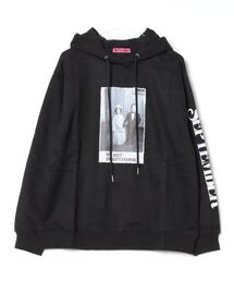 September（セプテンバー）の「『SEPTEMBER(セプテンバー)』photo hoodie（パーカー）」