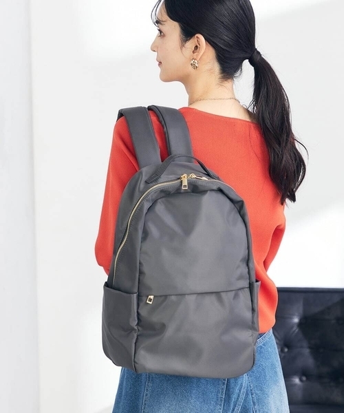 a.v.v(アーヴェヴェ)の「【多機能/A4収納可能】ナイロンリュック(バックパック/リュック・レディース・チャコールグレー/ブラック・38)」の12枚目の写真