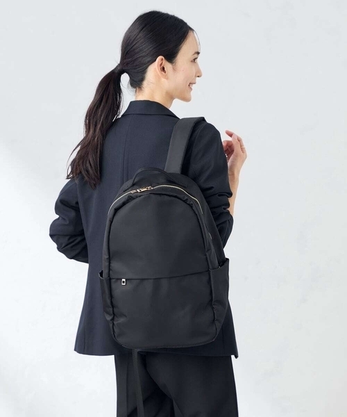 a.v.v(アーヴェヴェ)の「【多機能/A4収納可能】ナイロンリュック(バックパック/リュック・レディース・チャコールグレー/ブラック・38)」の9枚目の写真