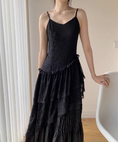 gossip！ロサンゼルス（ゴシップロサンゼルス）の「小花柄レーアシンメトリース レイヤードキャミワンピース（ワンピース・レディース・ブラック/ホワイト・FREE）」の10枚目の写真