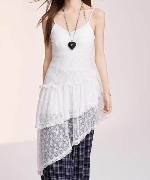 gossip！ロサンゼルス（ゴシップロサンゼルス）の「小花柄レーアシンメトリース レイヤードキャミワンピース（ワンピース・レディース・ブラック/ホワイト・FREE）」の20枚目の写真