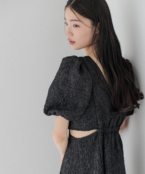Aje ワンピース ドレス ミニ 半袖 ブラック カットアウト Aje. ミニワンピース | 最大70%OFF | THE OUTNET (アウトネット)