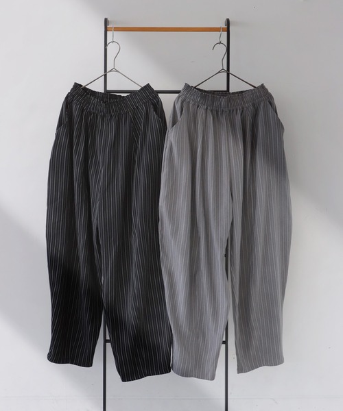 antiqua(アンティカ)の「ストライプバルーンパンツ(その他パンツ・レディース・グレー/ブラック・ONESIZE)」の12枚目の写真