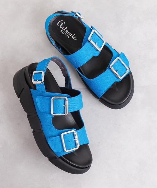 artemis by DIANA（アルテミスバイダイアナ）の「バックル付きダブルストラップ厚底サンダル（サンダル・レディース・ブラック/シルバー/ブルー/ホワイト・S/M/L/XL）」の2枚目の写真