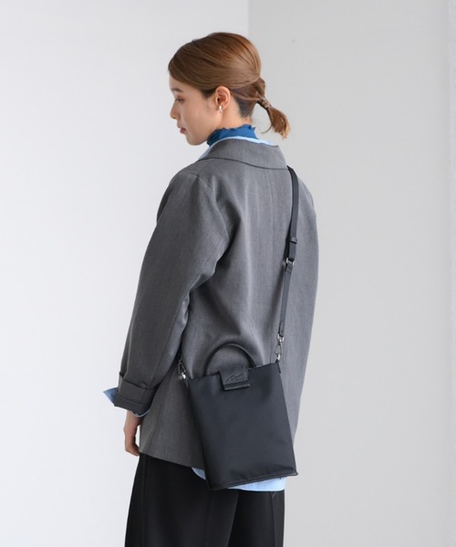 W&.Day/Night(ダブルアンド デイナイト)の「スック ミニショルダーバッグ 15181(ショルダーバッグ・レディース・ダークグレー/ブラック/グレー・FREE)」の2枚目の写真
