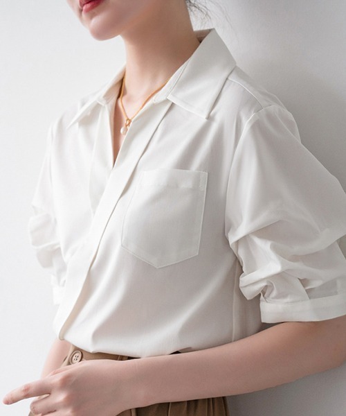 shoppinggo(ショッピングゴー)の「Vネック シャツ ブラウス(シャツ/ブラウス・レディース・ブルー/ホワイト/ホワイト系その他/ブルー系その他・M/L)」の2枚目の写真