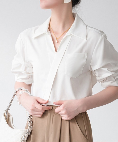 shoppinggo(ショッピングゴー)の「Vネック シャツ ブラウス(シャツ/ブラウス・レディース・ブルー/ホワイト/ホワイト系その他/ブルー系その他・M/L)」の12枚目の写真