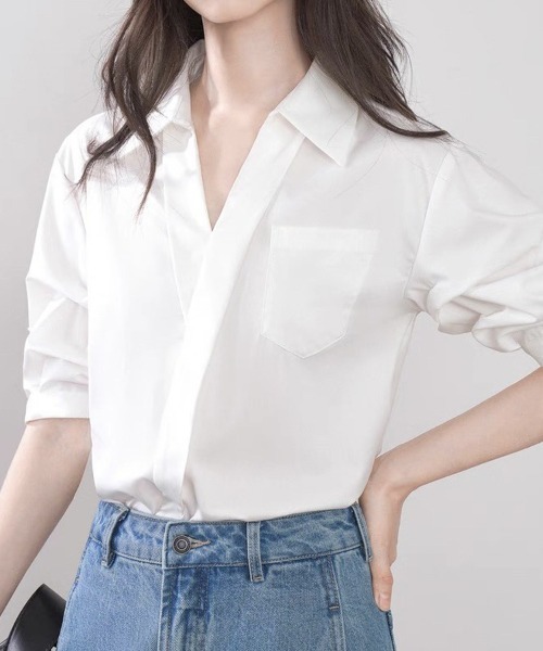 shoppinggo(ショッピングゴー)の「Vネック シャツ ブラウス(シャツ/ブラウス・レディース・ブルー/ホワイト/ホワイト系その他/ブルー系その他・M/L)」の8枚目の写真