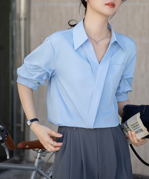 shoppinggo(ショッピングゴー)の「Vネック シャツ ブラウス(シャツ/ブラウス・レディース・ブルー/ホワイト/ホワイト系その他/ブルー系その他・M/L)」の20枚目の写真