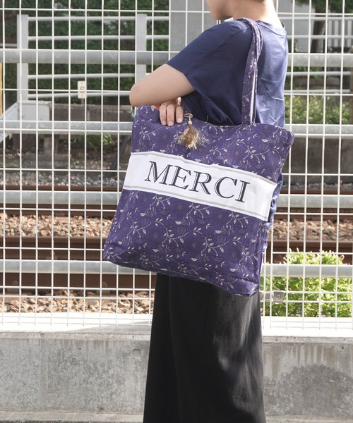 GLOBAL FORME CONCRETE（グローバルフォルムコンクリート）の「MERCIロゴ プロバ トートバッグ（トートバッグ・レディース・グリーン/ベージュ/ミント/ネイビー・FREE）」の4枚目の写真