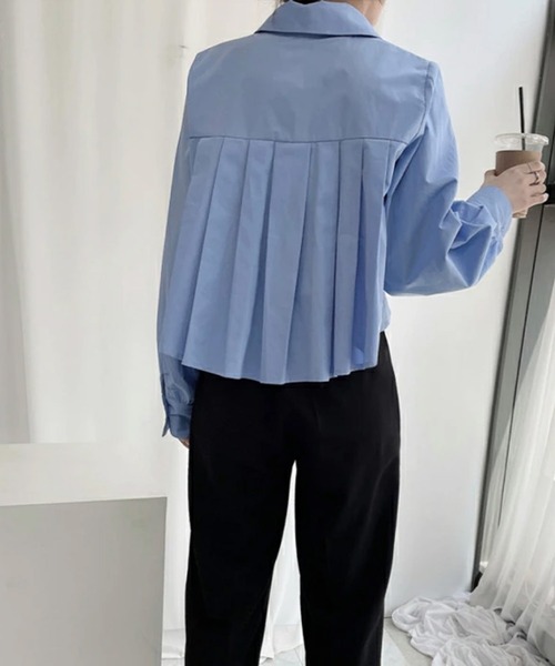 by LEGNA(バイレグナ)の「バックタックプリーツシャツブラウス(シャツ/ブラウス・レディース・ホワイト/ブラック/ホワイト系/ブルー/ブルー系・FREE)」の9枚目の写真