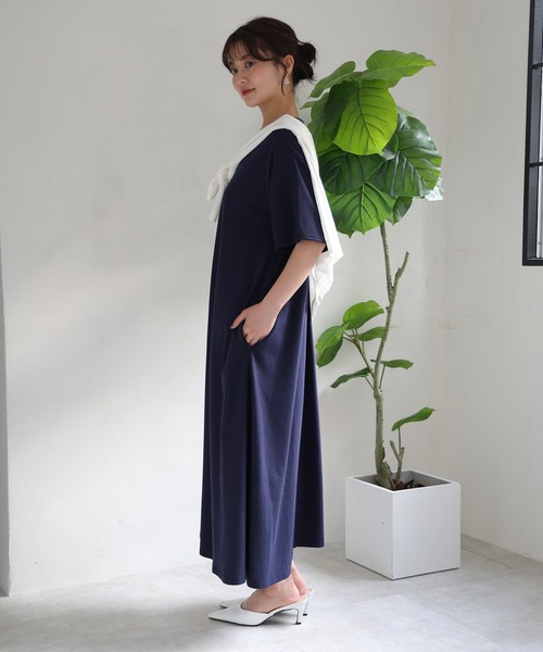 fifth(フィフス)の「【汗ジミ防止】Aラインフレアーワンピース(ワンピース・レディース・ネイビー/ホワイト/ブラック・XS/M)」の13枚目の写真