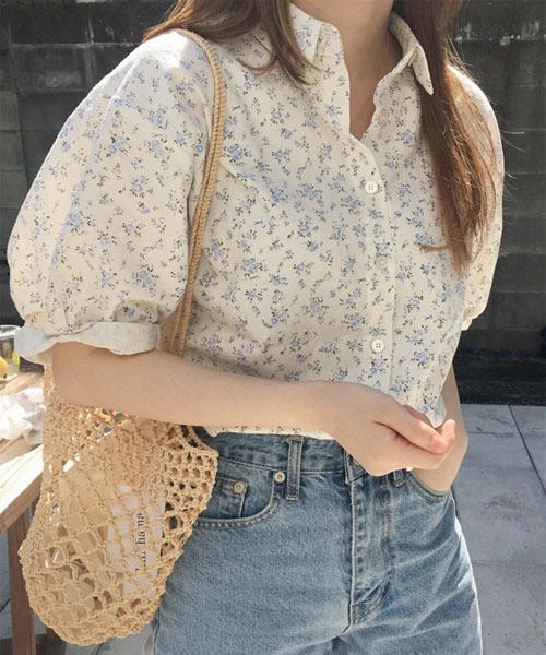 urge:(アージコロン )の「【URGE:】小花柄 半袖 シャツ ブラウス(シャツ/ブラウス・レディース・ブルー/レッド・X-LARGE/LARGE/MEDIUM/SMALL)」の5枚目の写真
