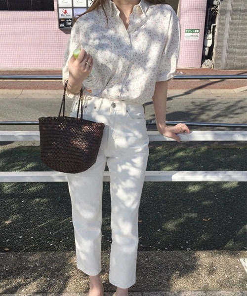 urge:(アージコロン )の「【URGE:】小花柄 半袖 シャツ ブラウス(シャツ/ブラウス・レディース・ブルー/レッド・X-LARGE/LARGE/MEDIUM/SMALL)」の7枚目の写真