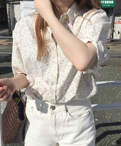 urge:(アージコロン )の「【URGE:】小花柄 半袖 シャツ ブラウス(シャツ/ブラウス・レディース・ブルー/レッド・X-LARGE/LARGE/MEDIUM/SMALL)」の9枚目の写真