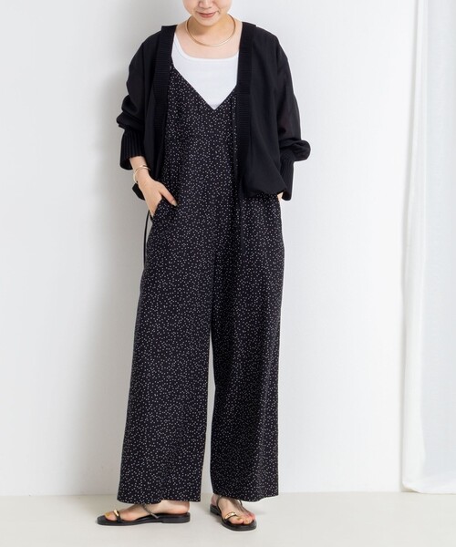 Rie Miller(リエミラー)の「ウォッシャブルシーチングプリントオールインワン(つなぎ/オールインワン・レディース・ベージュ系その他/ブラック系その他/オレンジ系その他・38)」の2枚目の写真