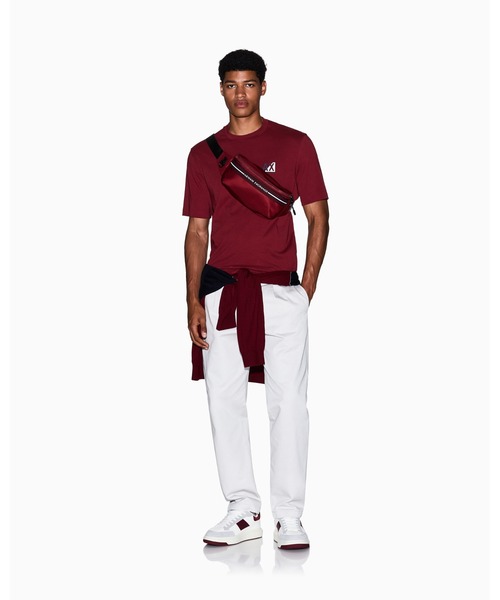 ARMANI EXCHANGE(アルマーニエクスチェンジ)の「【A|X アルマーニ エクスチェンジ】AXロゴ 半袖クルーネックTシャツ/REGULAR+(Tシャツ/カットソー・メンズ・レッド/ブラック・XX-LARGE/X-LARGE/LARGE/MEDIUM/SMALL/X-SMALL)」の4枚目の写真
