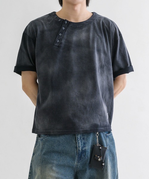 EPNK（イーピーエヌケー）の「【EPNK】Asymmetry henry neck tee / アシンメトリーヘンリーネックtee（Tシャツ/カットソー・メンズ・ブラウン/ブラック・SMALL/MEDIUM/LARGE）」の12枚目の写真