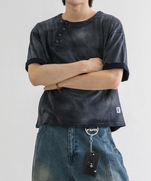 EPNK（イーピーエヌケー）の「【EPNK】Asymmetry henry neck tee / アシンメトリーヘンリーネックtee（Tシャツ/カットソー・メンズ・ブラウン/ブラック・SMALL/MEDIUM/LARGE）」の13枚目の写真