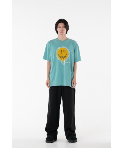 DISCOVERED(ディスカバード)の「SMILE S/S TEE(Tシャツ/カットソー・メンズ・ブラック/ホワイト/グリーン・SMALL/LARGE)」の5枚目の写真