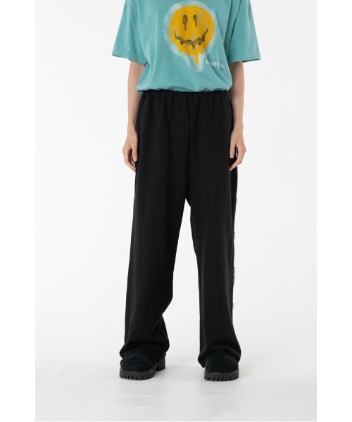 DISCOVERED(ディスカバード)の「SMILE S/S TEE(Tシャツ/カットソー・メンズ・ブラック/ホワイト/グリーン・SMALL/LARGE)」の7枚目の写真