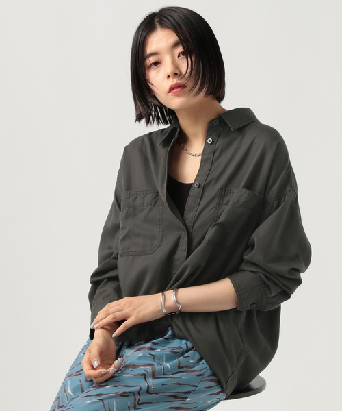 BAYFLOW（ベイフロー）の「2WAYスタンダートシャツ（シャツ/ブラウス・レディース・ブルー/チャコール/イエロー/ブラウン・FREE）」の6枚目の写真