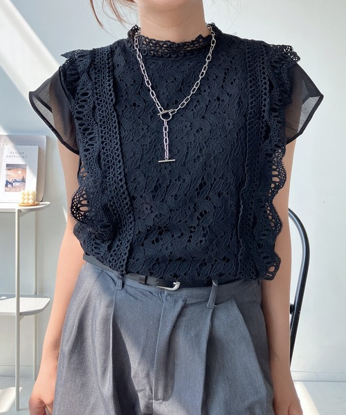 AS KNOW AS plus(アズノゥアズプラス)の「●接触冷感 フレンチスリーブ レースブラウス(シャツ/ブラウス・レディース・ブラック/ミント/オフホワイト/カーキ/チャコールグレー・FREE)」の3枚目の写真