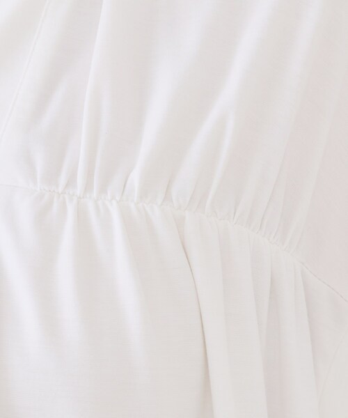 OPAQUE.CLIP(オペークドットクリップ)の「スキッパーフレアカットソー【接触冷感/洗濯機洗い可】(Tシャツ/カットソー・レディース・ブルー系その他/ブラウン系その他/ブラック/ホワイト・00)」の12枚目の写真