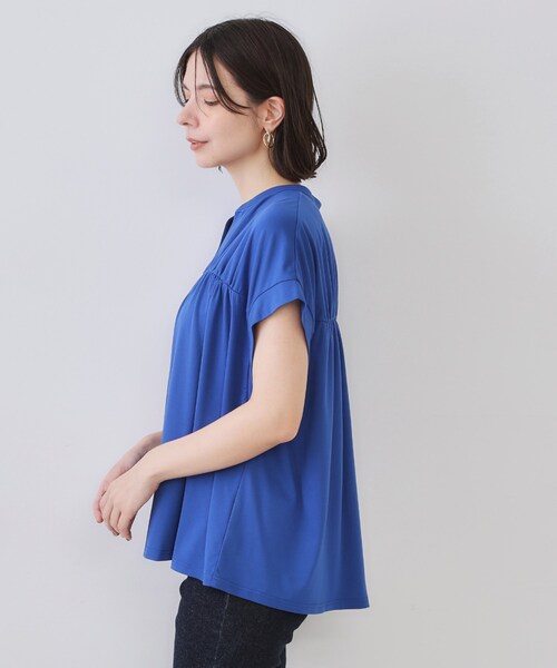 OPAQUE.CLIP(オペークドットクリップ)の「スキッパーフレアカットソー【接触冷感/洗濯機洗い可】(Tシャツ/カットソー・レディース・ブルー系その他/ブラウン系その他/ブラック/ホワイト・00)」の22枚目の写真