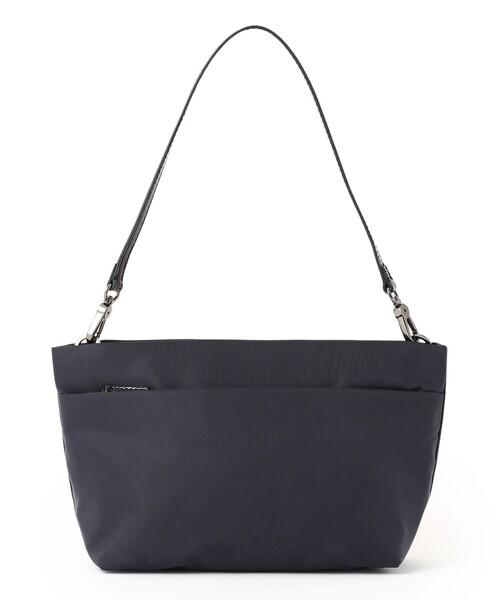 amaca（アマカ）の「DAVISポシェット（ショルダーバッグ・レディース・レッド/ダークネイビー/ベージュ・FREE）」の11枚目の写真