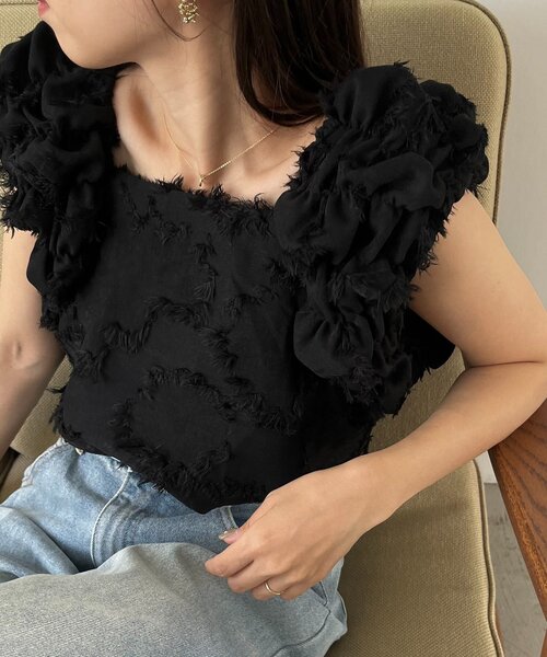 カプリシュレマージュ ジャガードパフショルダートップス CAPRICIEUX LE'MAGE（カプリシューレマージュ）の「ジャガードパフ