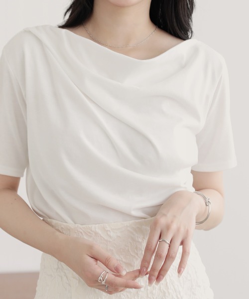 nouvellemoi（ヌーベルモイ）の「2wayショルダードレープTシャツ（Tシャツ/カットソー・レディース・ブラウン/ブラック/オフホワイト/ブルー・M）」の8枚目の写真