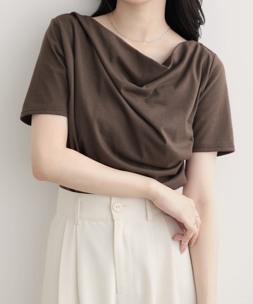 nouvellemoi（ヌーベルモイ）の「2wayショルダードレープTシャツ（Tシャツ/カットソー・レディース・ブラウン/ブラック/オフホワイト/ブルー・M）」の17枚目の写真