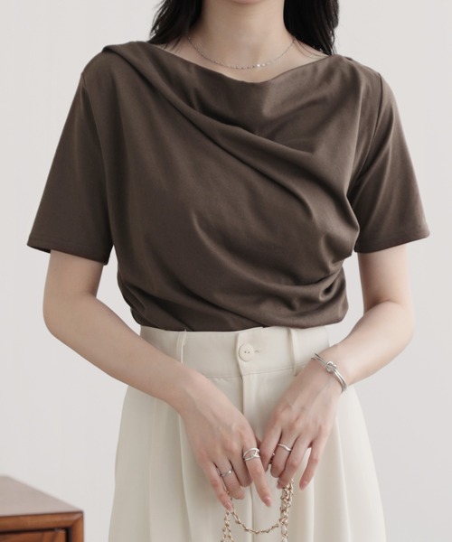 nouvellemoi（ヌーベルモイ）の「2wayショルダードレープTシャツ（Tシャツ/カットソー・レディース・ブラウン/ブラック/オフホワイト/ブルー・M）」の19枚目の写真