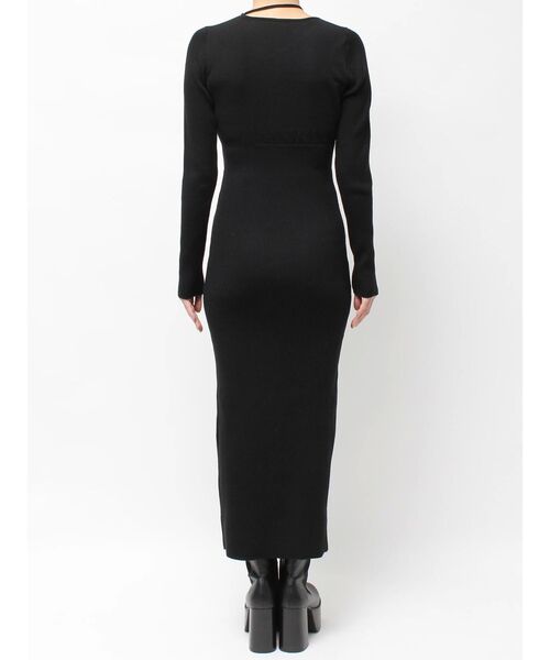 EMODA（エモダ）の「チョーカーギャザーフィットニットワンピース（ワンピース・レディース・グレー/ブラウン/ブラック・FREE）」の4枚目の写真