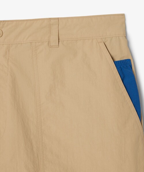 LACOSTE（ラコステ）の「撥水・防風・軽量ファブリック ワークナイロンショーツ / ハーフパンツ（その他パンツ・メンズ・ベージュ/オリーブ・5/3/4/2）」の12枚目の写真