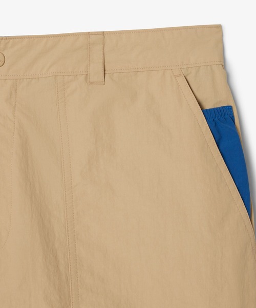 LACOSTE（ラコステ）の「撥水・防風・軽量ファブリック ワークナイロンショーツ / ハーフパンツ（その他パンツ・メンズ・ベージュ/オリーブ・5/3/4/2）」の6枚目の写真