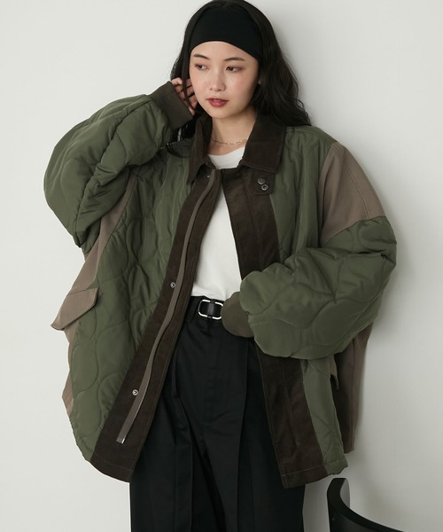 forksy.（フォルクシー）の「【forksy.】異素材切り替えキルティングショートコート（ミリタリージャケット・レディース・カーキ/ブラック/ブラウン・FREE）」の15枚目の写真