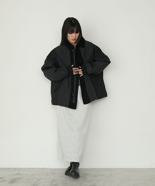 forksy.（フォルクシー）の「【forksy.】異素材切り替えキルティングショートコート（ミリタリージャケット・レディース・カーキ/ブラック/ブラウン・FREE）」の12枚目の写真