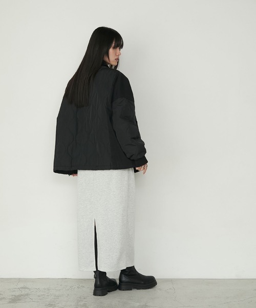 forksy.（フォルクシー）の「【forksy.】異素材切り替えキルティングショートコート（ミリタリージャケット・レディース・カーキ/ブラック/ブラウン・FREE）」の14枚目の写真