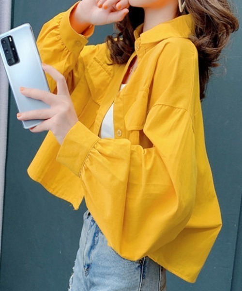 cammie(キャミー)の「クロップド丈ワイドスリーブシャツトップス(シャツ/ブラウス・レディース・イエロー/イエロー×グリーン/オフホワイト・M/L)」の5枚目の写真