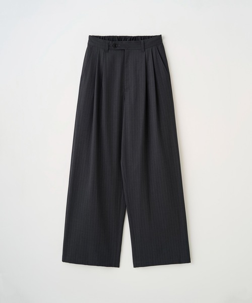 Juha(ユハ)の「2TUCK WIDE PINSTRIPE PANTS(スラックス・メンズ・チャコールグレー/ネイビー・2/3/4)」の9枚目の写真